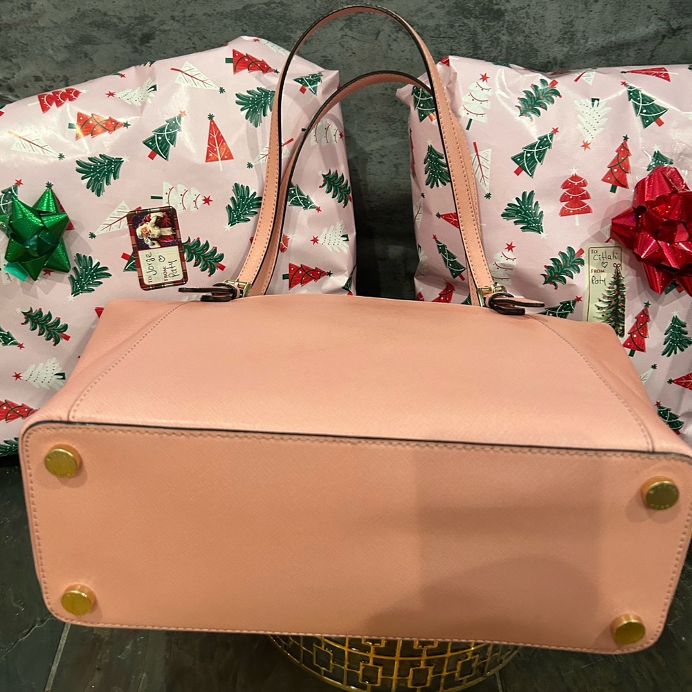 Michael Kors Blush Pink Tote - Picture 3 of 10